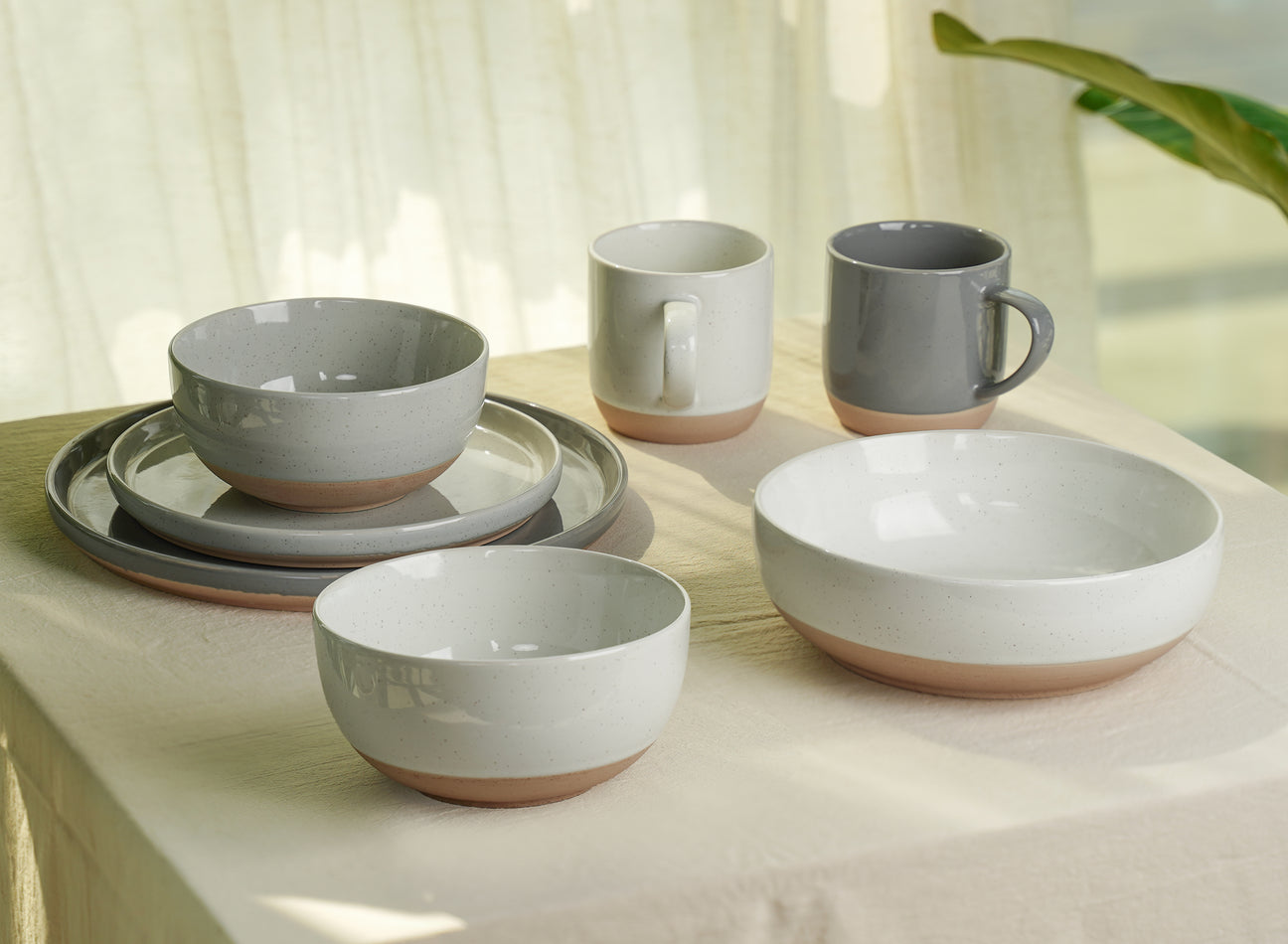 Morandi-Inspired Tableware